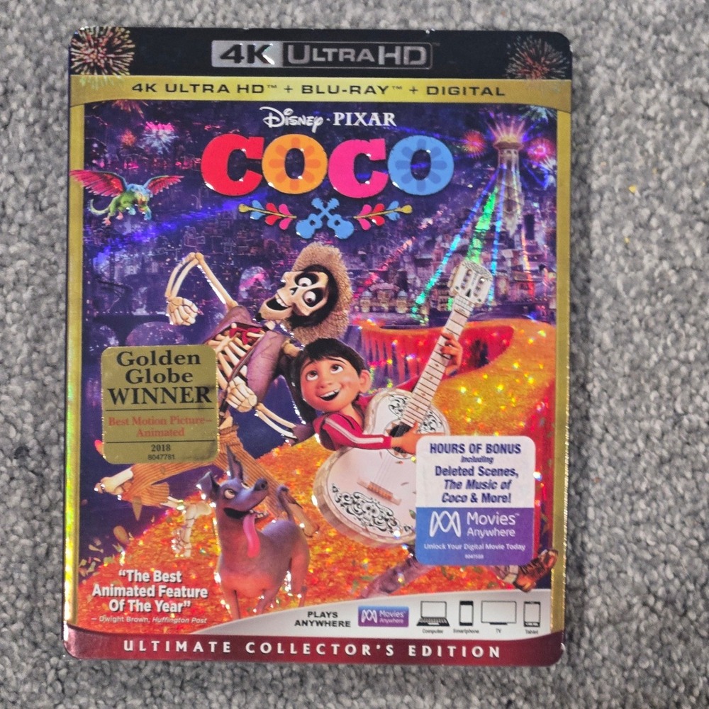 Disney Pixar Coco 4K Ultra HD + Blu-ray + Digital Ultimate Collector's Edition